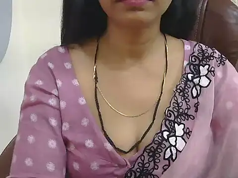 MISS SOMIYA online show from 06.17.26