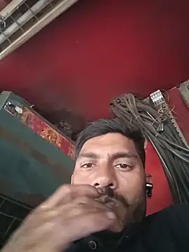 Snapshot of hotbabaji12 chatting on 11.21.25 hotbabaji12 online show from 11.21.25