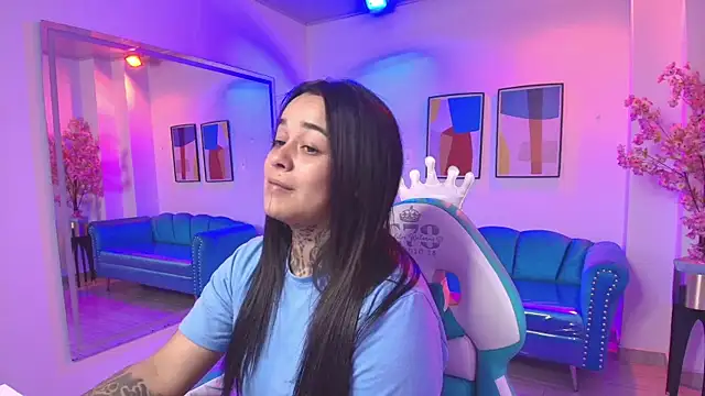 Black roseee online show from 04.19.26