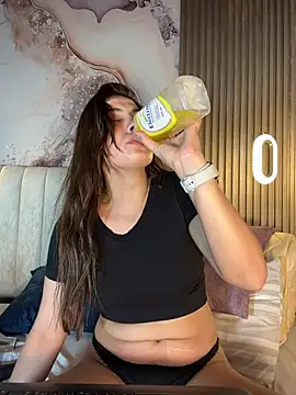 Snapshot of Dakota_Evanns chatting on 02.13.26 Dakota Evanns online show from 02.13.26