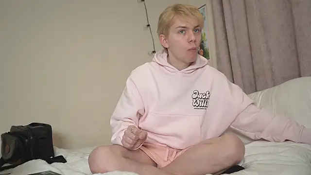 scottishtwink01 online show from 12.19.25