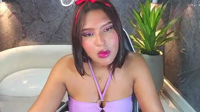 naomi tp online show from 10.03.25