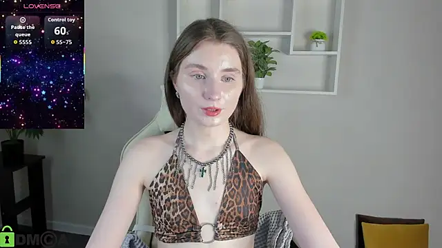 Snapshot of Raybe-Vins chatting on 09.26.25 Raybe-Vins online show from 09.26.25