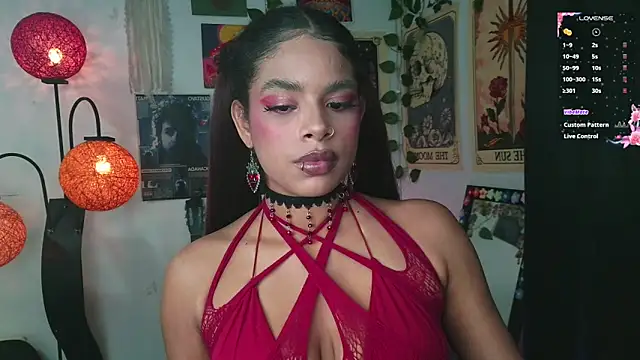 Raven luv online show from 09.19.25