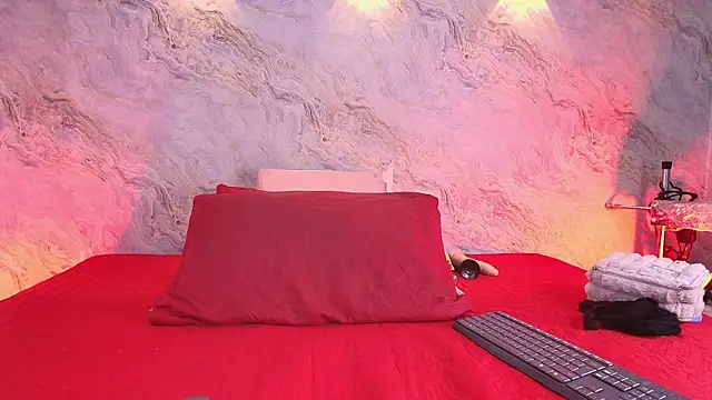 abbyrouss  online show from 10.08.25