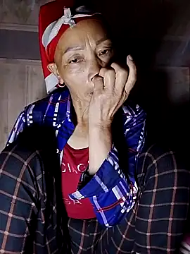 -Xuka-200 online show from 11.08.25