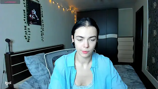 Snapshot of bonnybimi chatting on 10.27.25 bonnybimi online show from 10.27.25