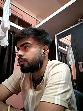 soniriyaa010101 online show from 04.13.26