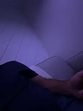 Snapshot of jimi69massage chatting on 09.11.25 jimi69massage online show from 09.11.25