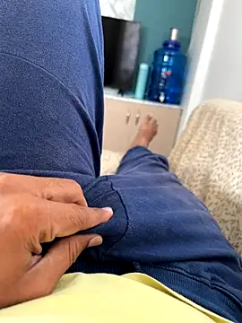 Snapshot of sunnu_97_ chatting on 10.13.25 sunnu 97 online show from 10.13.25