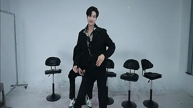 JL-sweetbaby1 online show from 11.03.25