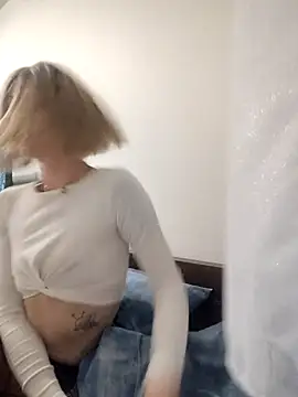 MadMadelin online show from 12.01.25