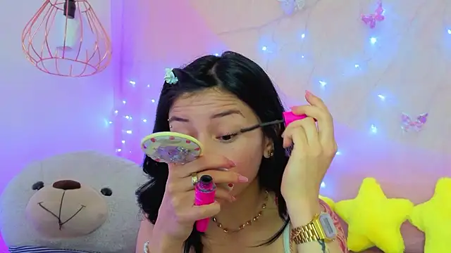 april bennett online show from 02.19.26