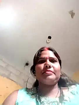 SweetKomal89 online show from 10.26.25