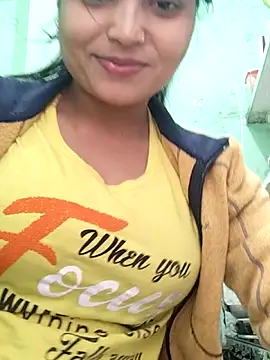 Snapshot of Hot-Pooja25 chatting on 01.06.26 Hot-Pooja25 online show from 01.06.26