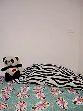 ellafrost-1 online show from 09.15.25