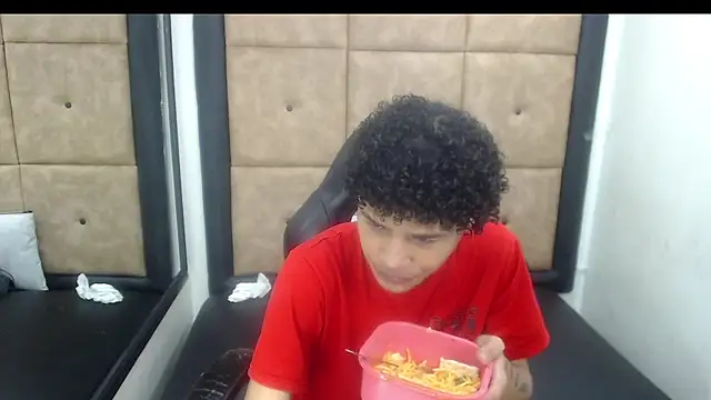 Snapshot of BrindyMichell chatting on 09.27.25 BrindyMichell online show from 09.27.25