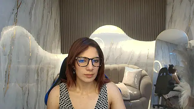 Snapshot of nadia_r_ chatting on 07.11.26 nadia r online show from 07.11.26