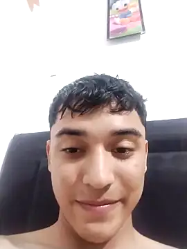 Snapshot of Austin_Cardieff_ chatting on 11.21.25 Austin Cardieff online show from 11.21.25