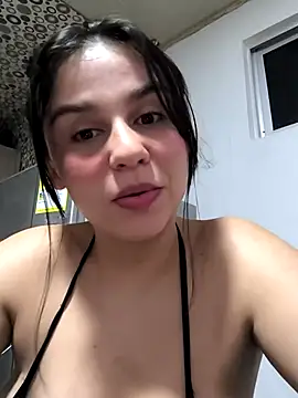 Daniela-rosee online show from 09.28.25