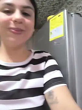 Snapshot of Daniela-rosee chatting on 07.15.26 Daniela-rosee online show from 07.15.26