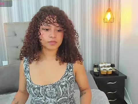 Sofiapassionne online show from 02.17.26