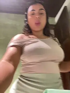 Salomeferreira  online show from 10.23.25