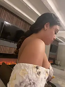 Salomeferreira  online show from 11.14.25