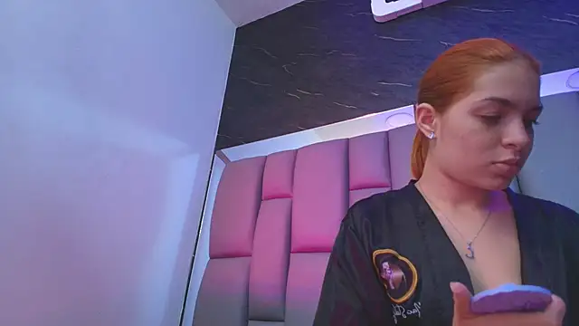 kissme luna online show from 10.02.25