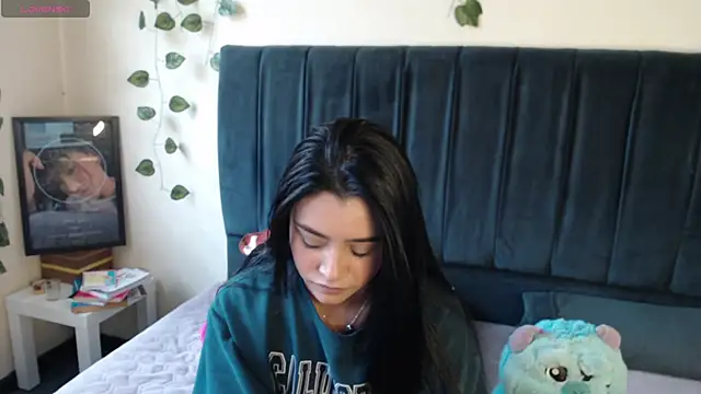 MarilynWhite  online show from 09.19.25