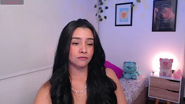 MarilynWhite  online show from 10.10.25