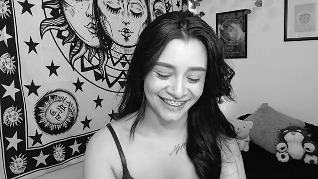 MarilynWhite  online show from 10.28.25