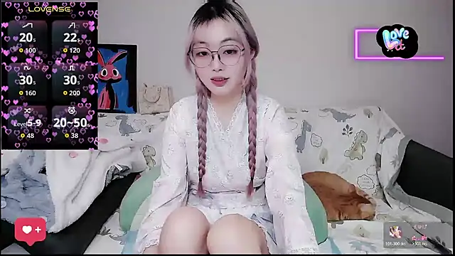 baby-yaya20 online show from 10.22.25