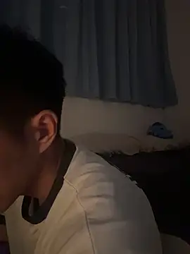 gooodboiii online show from 11.04.25