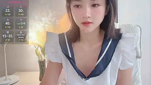 Snapshot of Crystal_168 chatting on 10.30.25 Crystal 168 online show from 10.30.25