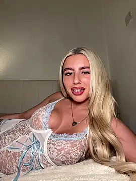 BlondeBetty online show from 04.04.26