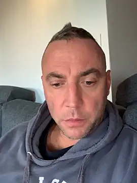 Marronglace1 online show from 11.17.25