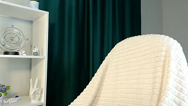 Snapshot of MarkShot_ chatting on 09.22.25 MarkShot online show from 09.22.25