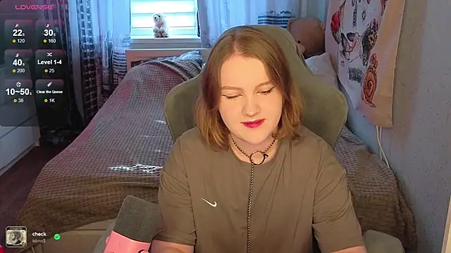 Snapshot of OliviaBlade chatting on 09.14.25 OliviaBlade online show from 09.14.25