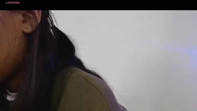 Deysha Garcias online show from 10.24.25