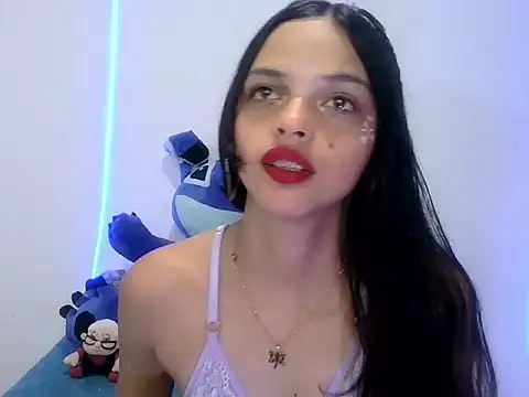 Snapshot of lucy_babyy chatting on 09.23.25 lucy babyy online show from 09.23.25