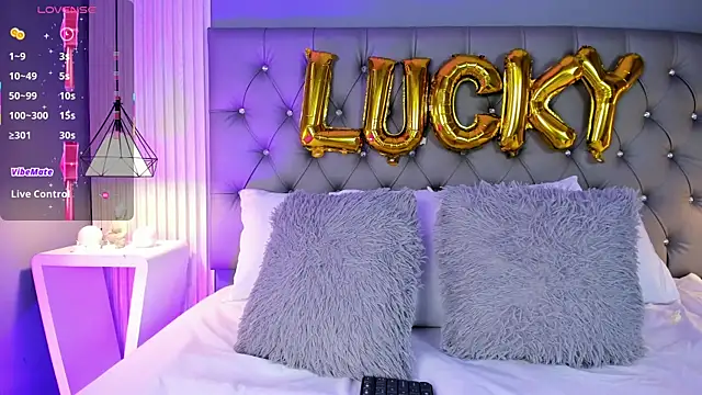 LunaBloomn online show from 03.17.26