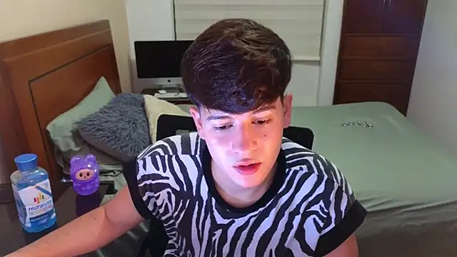 tightncuteass online show from 10.03.25