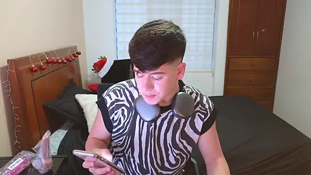 tightncuteass online show from 11.13.25