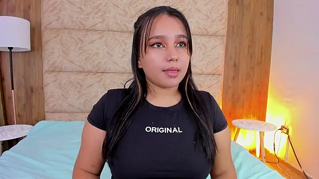 IvannaaVega online show from 10.11.25