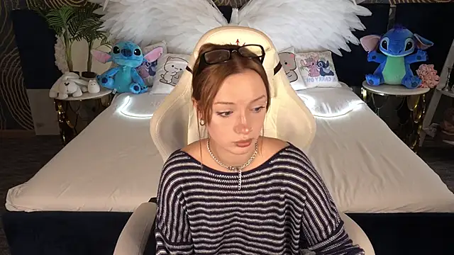 FoxyMayy online show from 10.02.25