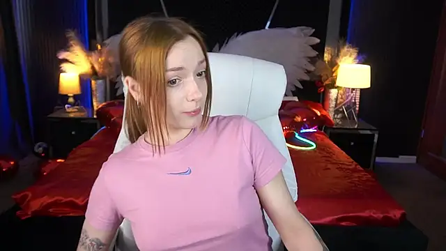 FoxyMayy online show from 06.18.26