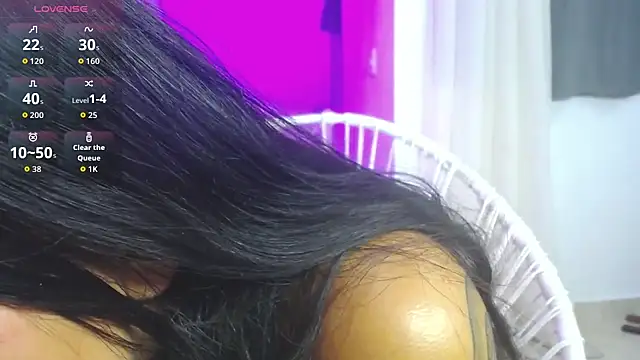 Leslie Bussh  online show from 05.24.26