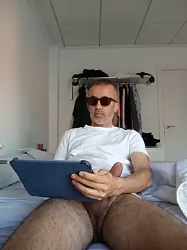 EmilioTaladdro online show from 05.17.26