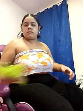 Anabelle 00  online show from 10.17.25